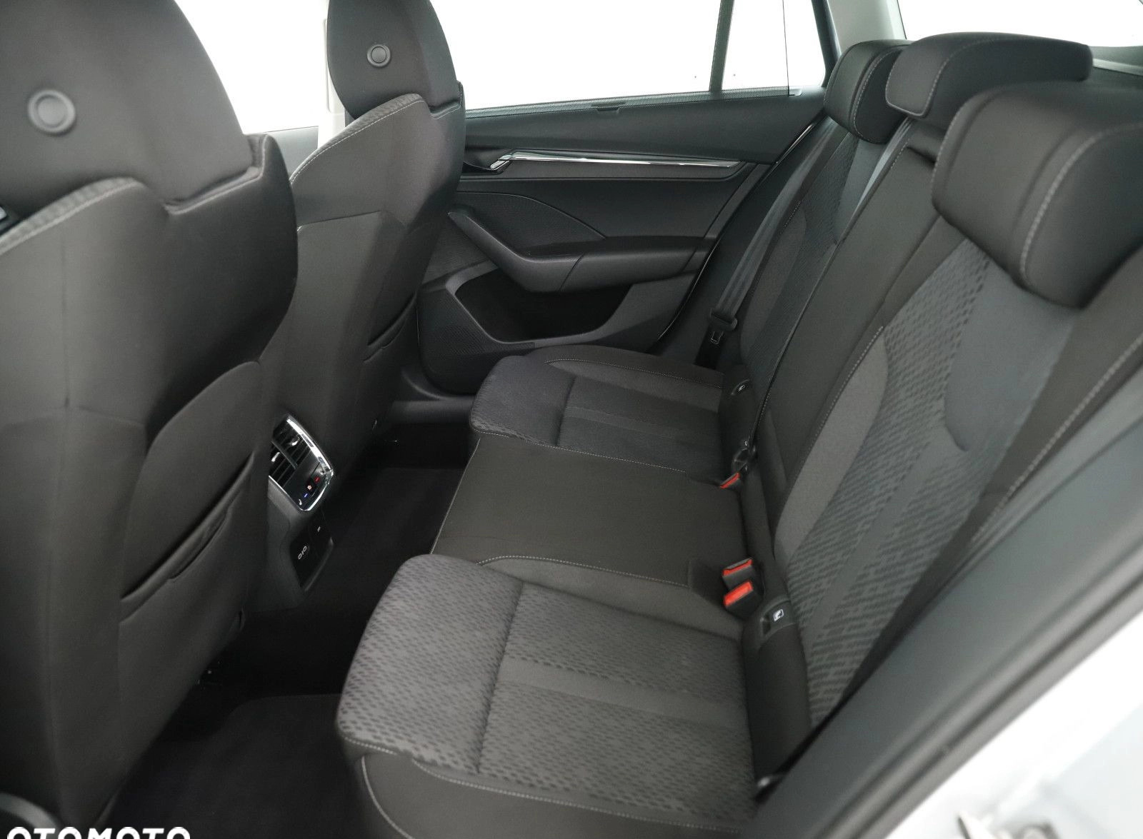 Skoda Octavia cena 89500 przebieg: 132273, rok produkcji 2020 z Choroszcz małe 497